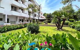 Eraora Hotel Village