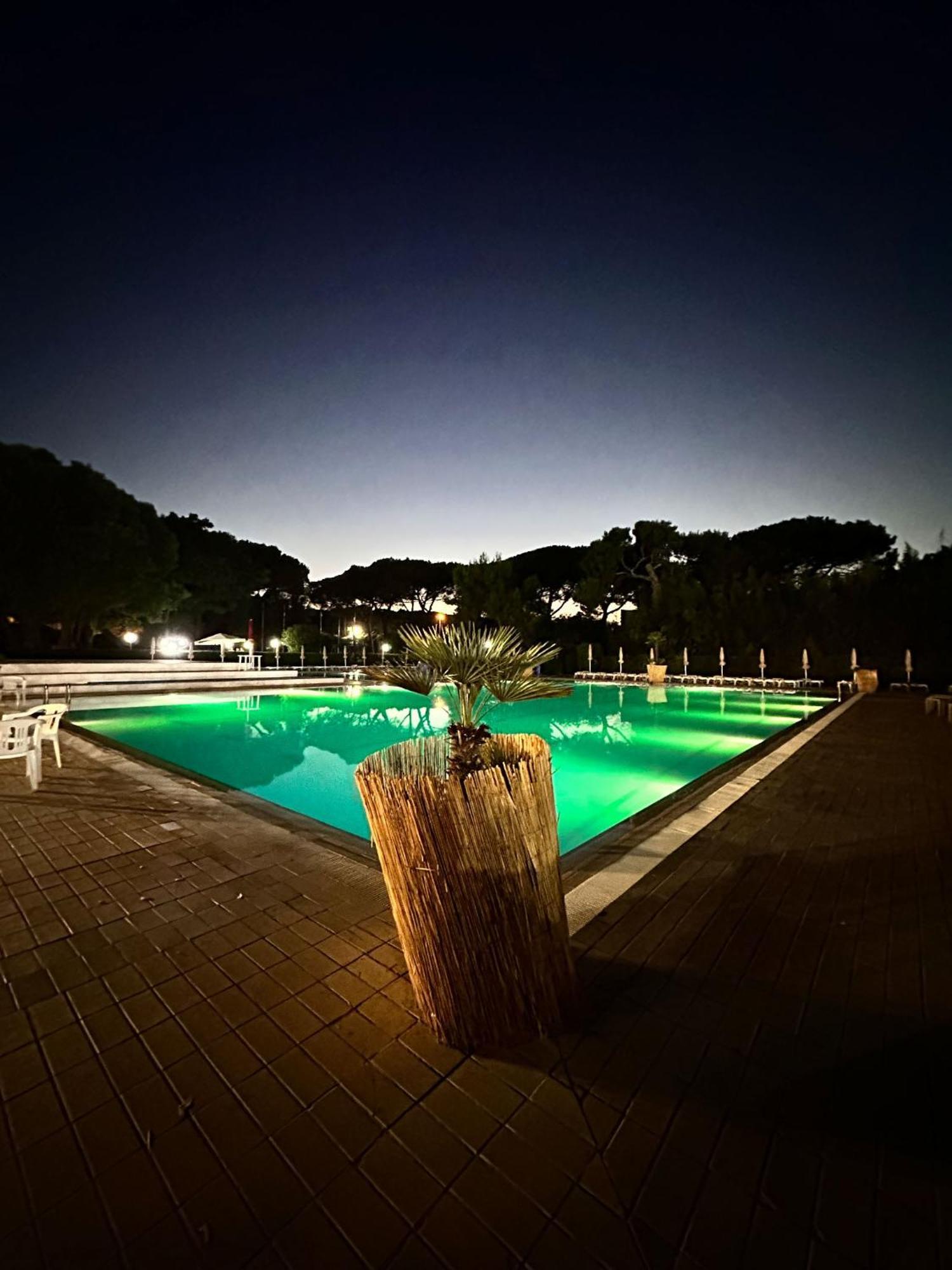 Eraora Hotel Village Battipaglia Esterno foto